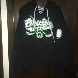 Bruins sweatshirt
